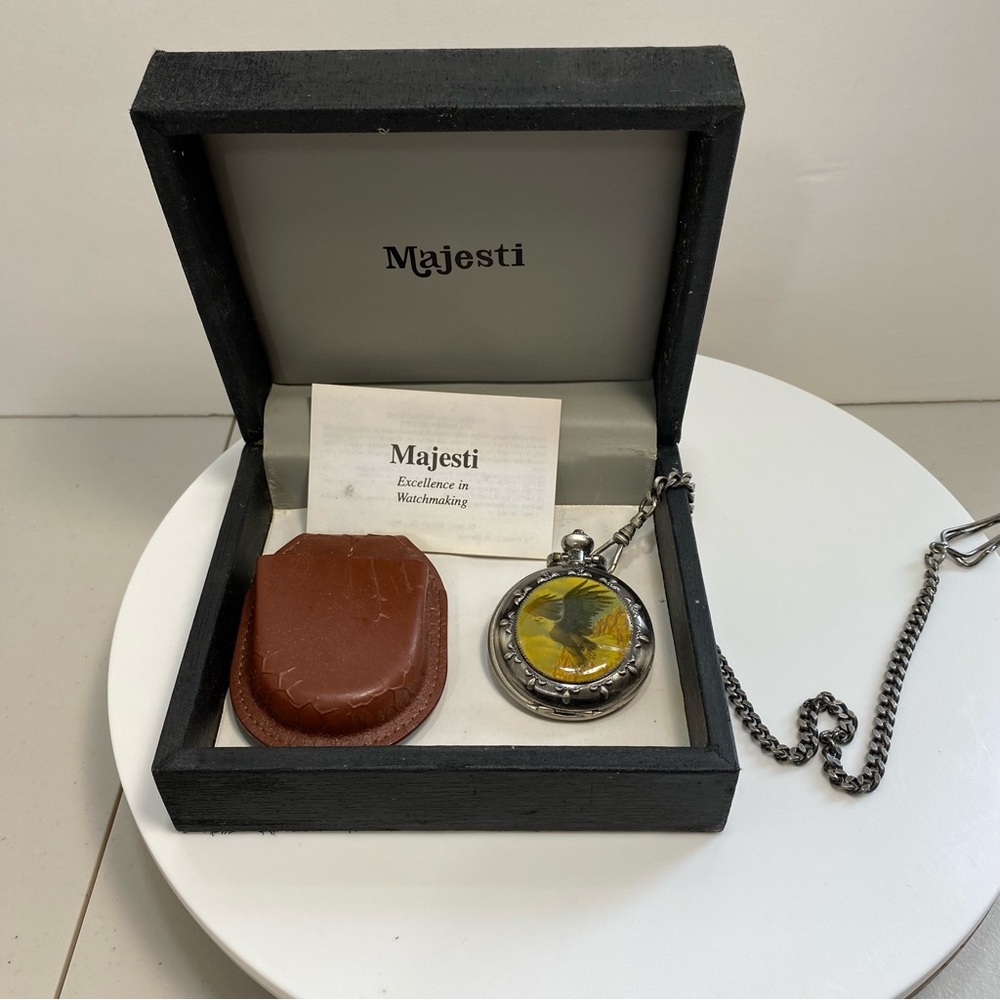 Majesti Vintage Pocket Watch Majestron Analog Quartz Eagle 50s Props Collectible